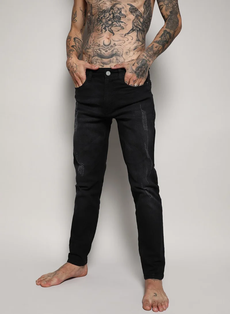 Men's Black Minimal Distressed Denim Jeans For Casual Wear | Dark-Wash | Regular Fit | Button Closure | Cotton Denim Jeans Crafted With Comfort Fit For Everyday Wear